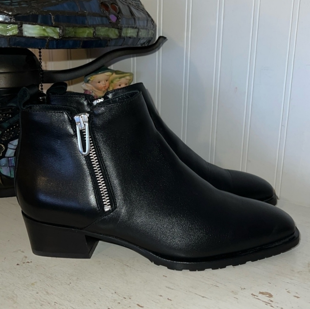 Aquatalia ankle boots